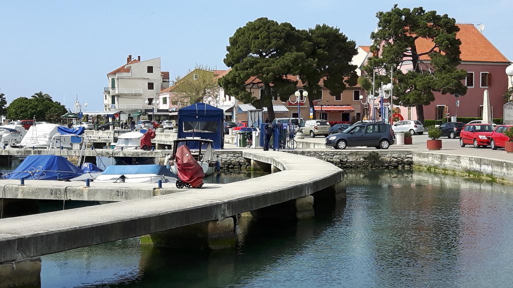 Apartments Davor Biograd Na Moru Esterno foto